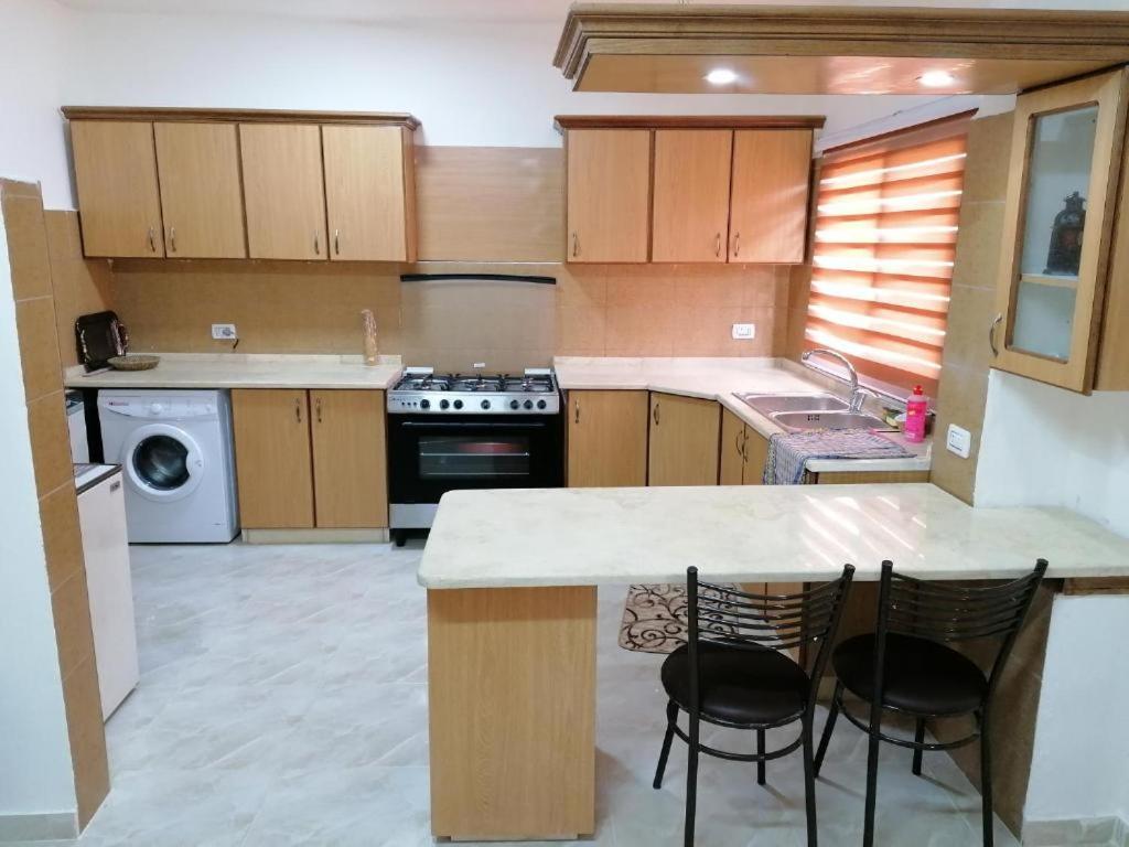 Emile Altwal Appartement Madaba Buitenkant foto