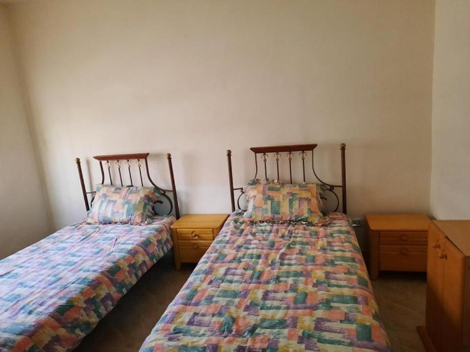 Emile Altwal Madaba Hotel Buitenkant foto